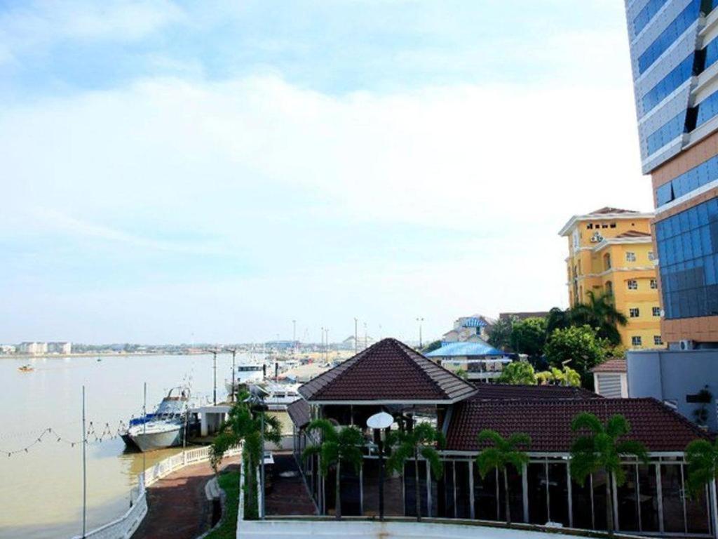 Felda Residence Kuala Terengganu Exteriör bild
